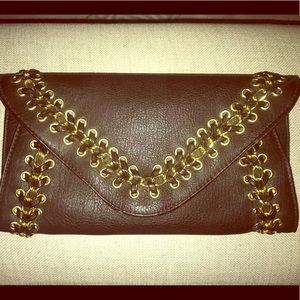 Envelope clutch in chocolate